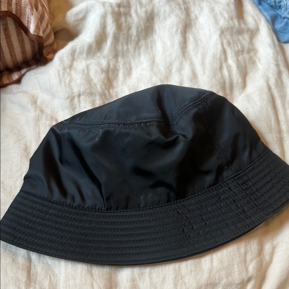 Prada Classic Black Bucket Hat - Picture 3 of 13